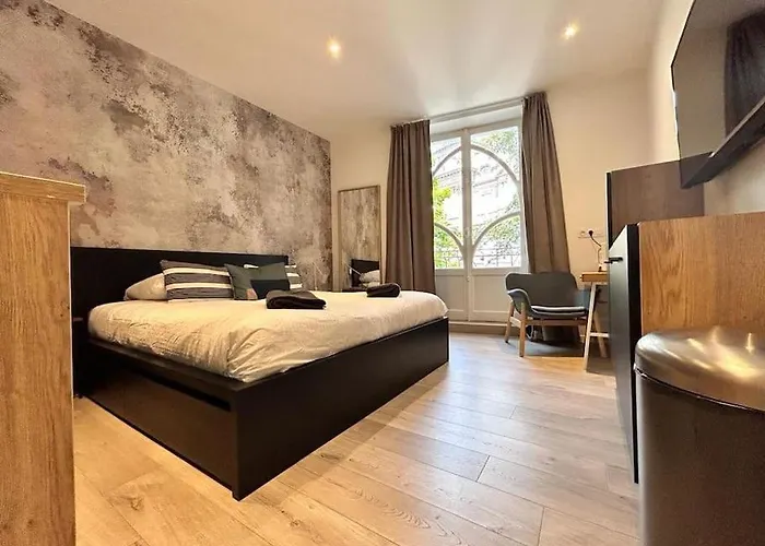 Maison Hyper Centre Maxi 28pers Tour D'auvergne Apartment *